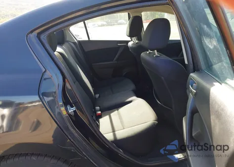 2012 Mazda Mazda3 I Sport из США, поврежденный, VIN JM1BL1UG2C1584364